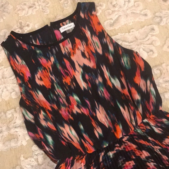 Calvin Klein sleeveless dress - Picture 2 of 2